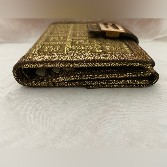FENDI Zucchino Small Compact Metallic Jacquard Wallet - Picture 13 of 16